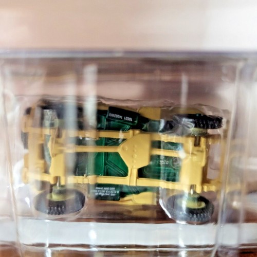 Greenlight Vintage Ad Cars Series 5 Green Machine 1945 Willys MB Jeep Chase Toy - Picture 3 of 5