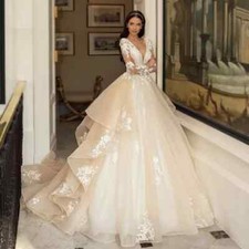 Elegant Floral V Neck Wedding Dresses Long Sleeves Lace Applique Bridal Gowns