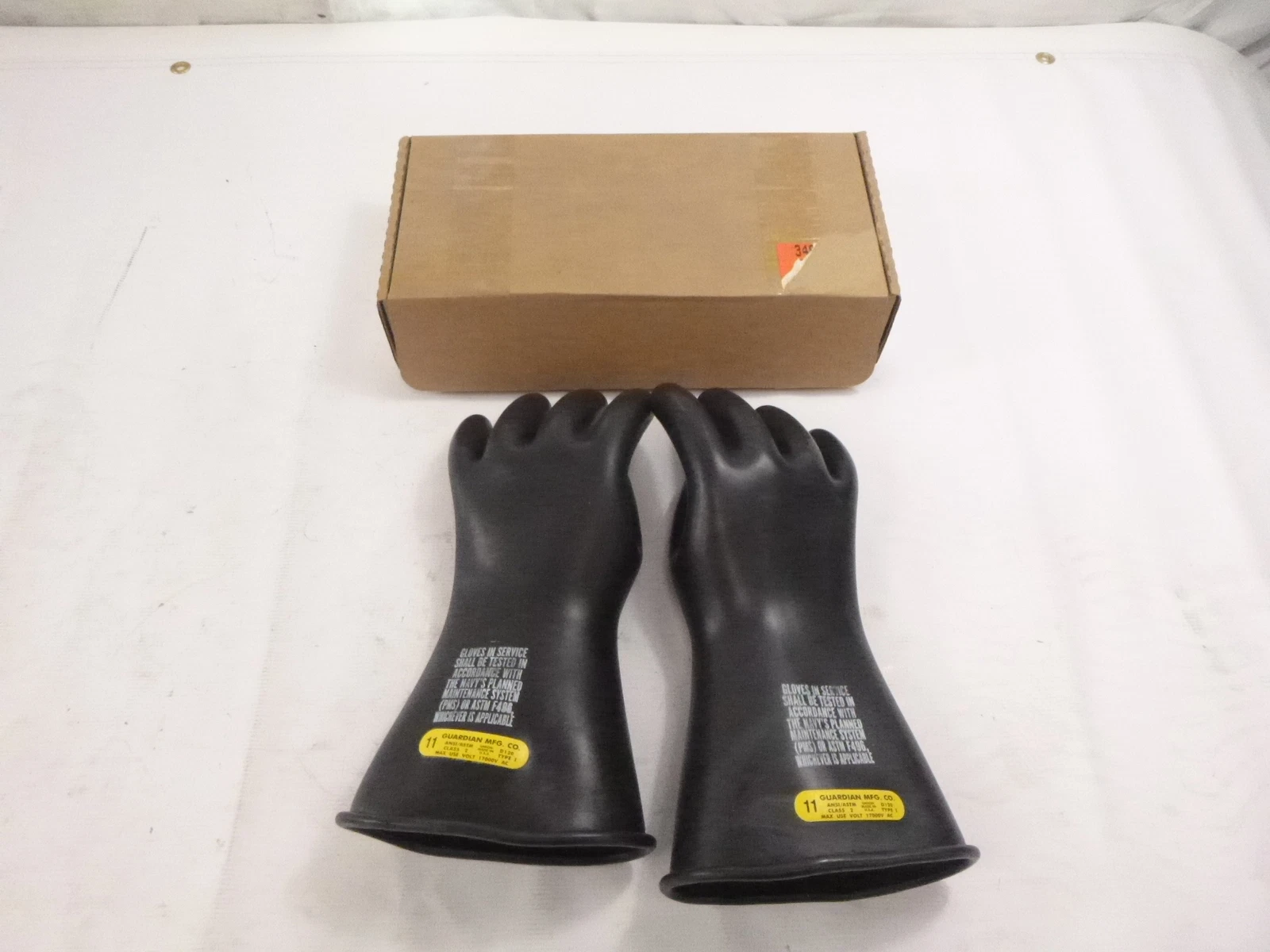 Guardian MFG D120 Electrical Electriflex Insulated Lineman Gloves Size 11 17000V