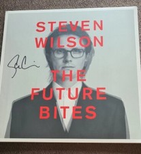 Steven WILSON - The Future Bites -Signed LP( On Cover)
