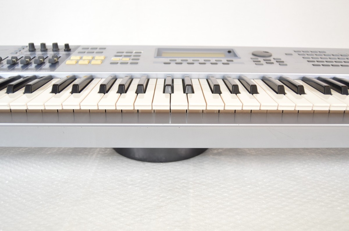 YAMAHA MOTIF ES7　ジャンク YAMAHA MOTIF ES7 76-Key Keyboard Synthesizer Excellent