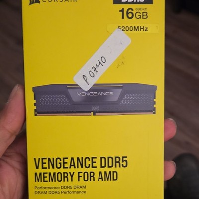 CORSAIR 16GB (2 x 8GB) Vengeance 5200 DDR5 - CMK16GX5M2B5200Z40