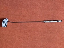 Herren Golf Putter Rechts Odyssey White Hot Sabertooth 34 Zoll mit Hülle