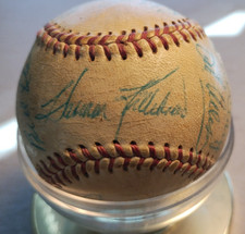 VINTAGE 1959 SENATORS ORIOLES 2 TEAM AUTOGRAPHED BASEBALL! KILLEBREW,WILHELM++