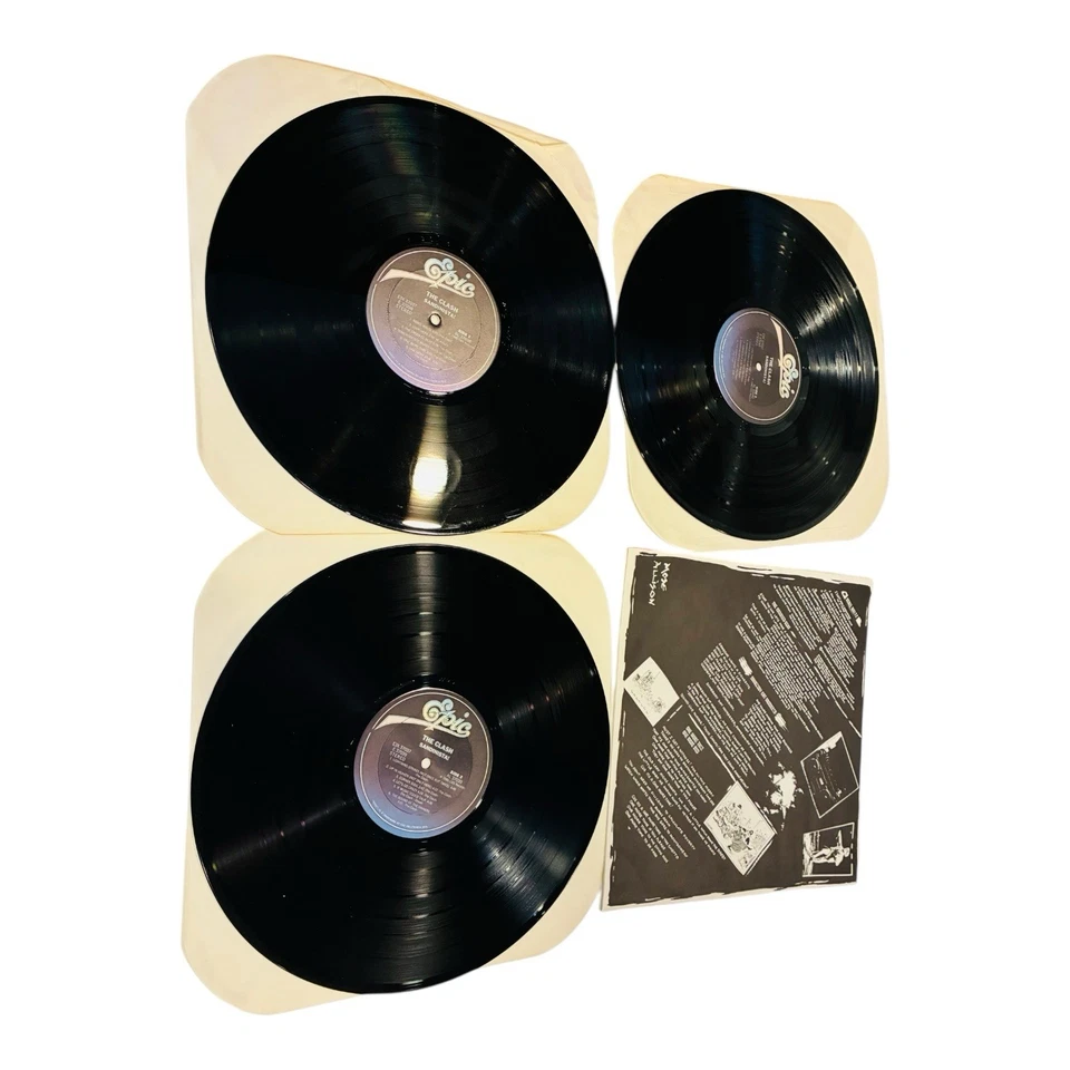 The Clash - Sandinista Vinyl 3 x LP - Image 3 of 4