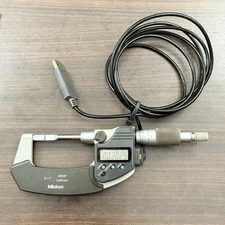 Mitutoyo 0-1″ Digital Blade Micrometer 0.00005″ With USB Data Cable 422-330