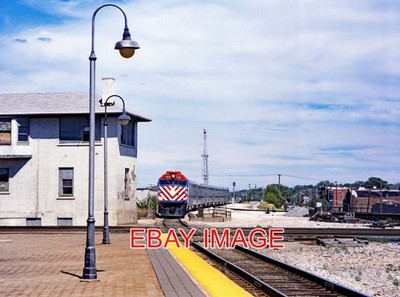 FOTO USA EISENBAHN METRA 146 EINFAHRT IN JOLIET. 26. Juni 2003