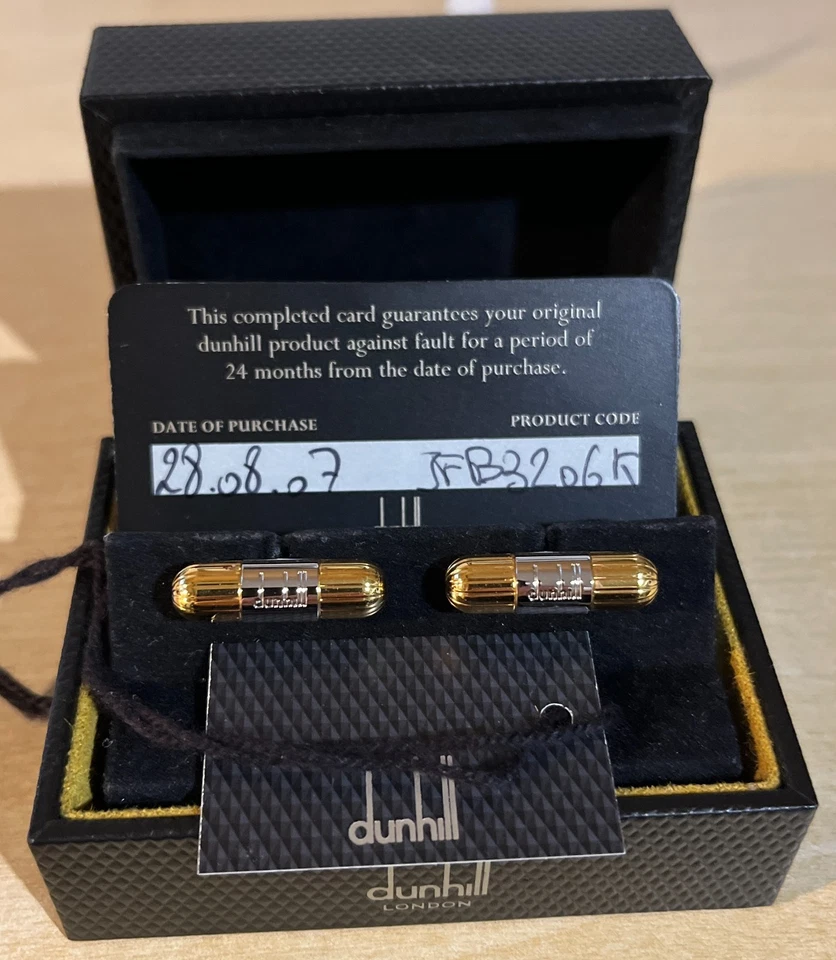 Gemelos Dunhill. Gemelos acabado dorado/plateado - Diseño cápsula con logotipo Foto 2 de 4