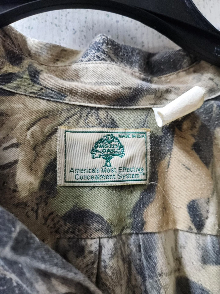 Vintage Mossy Oak Camo ButtonUp Shirt Hunting Large Longsleeve Made In USA Clean - Image 2 of 4