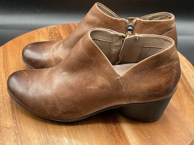 Dansko Womens Raina Boot Size 39 US8.5 Cognac Tan Leather Bootie Block Heel