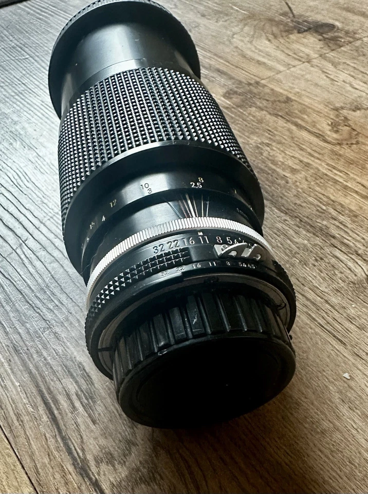 Lente Nikon AI Zoom Nikkor 80 - 200 mm f4,5 Tele Zoom Prime con filtro Tiffen Foto 2 de 4