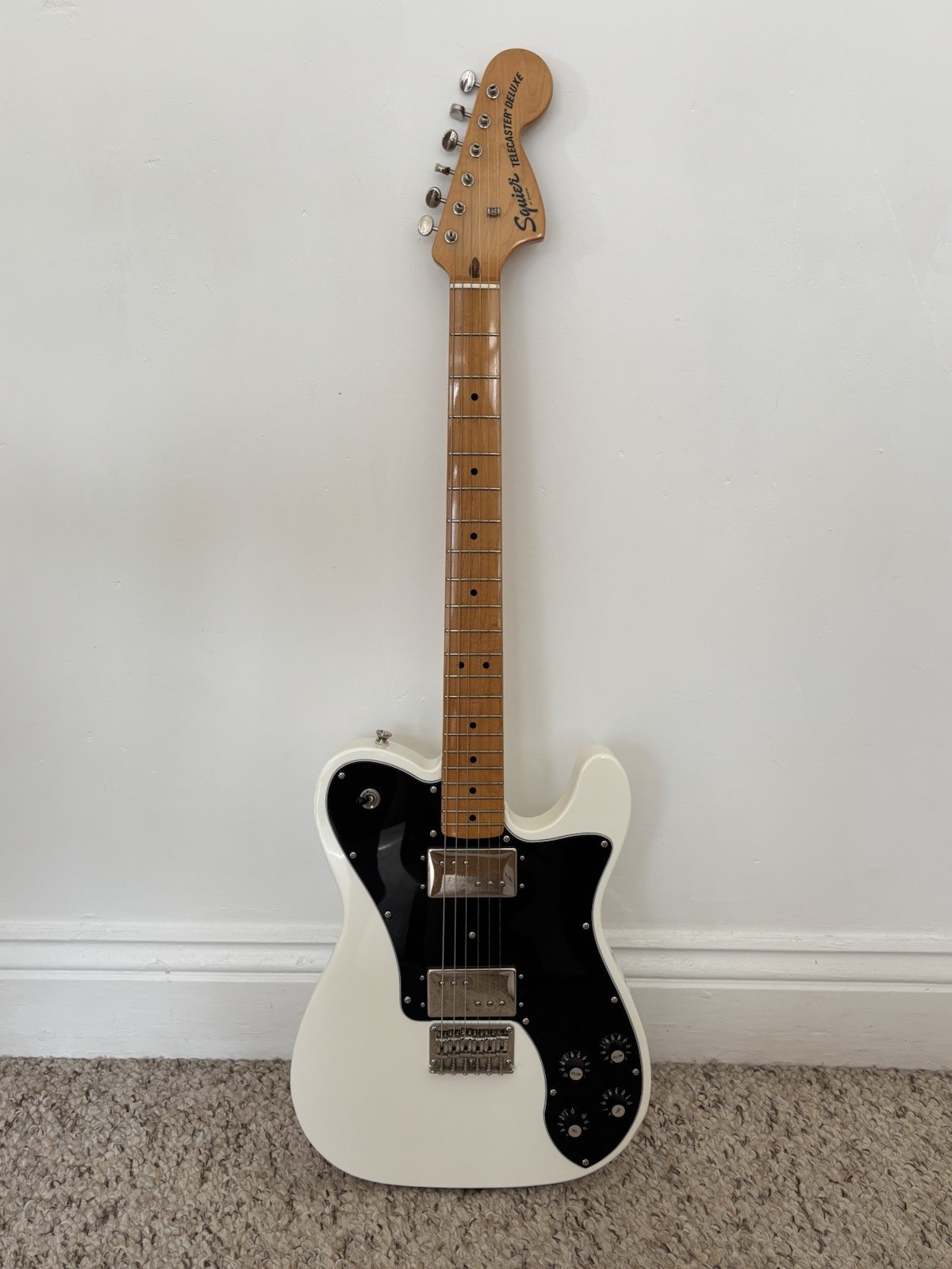 Fender Squier Classic Vibe ‘70s Telecaster Deluxe Electric Guitar Olympic White