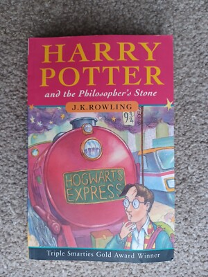 Harry Potter and the Philosopher's Stone Paperback