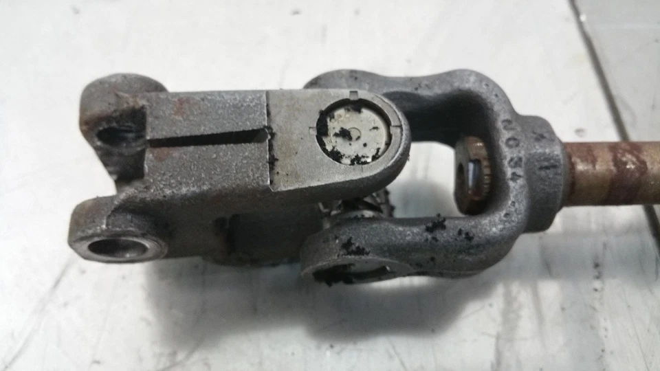 雪佛兰骑士中级转向轴原始设备制造商 22680754 10377680 Sunfire — 第 2/4 张图片