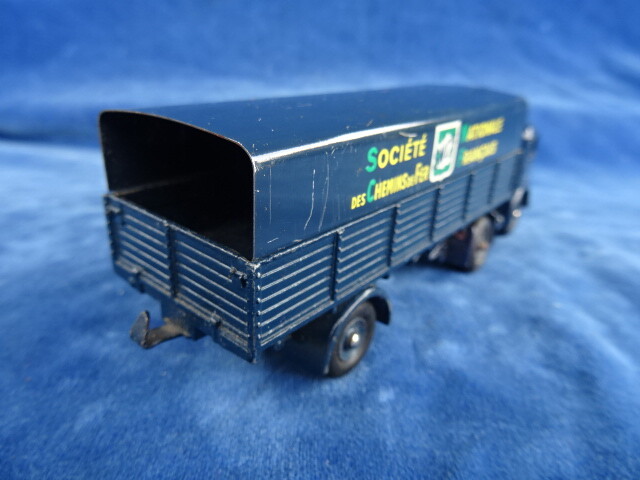 Dinky Toys Panhard & Semi-remorque SNCF 575 – Jantes Concaves – État Proche Neuf
