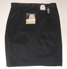 CROFT  BARROW MENS MICROFIBER GOLF SHORTS WAIST SIZE 52 NWT