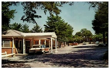 1950s Vintage RPPC Photo Chrome Postcard-Skyland Motel, Cornelia Georgia