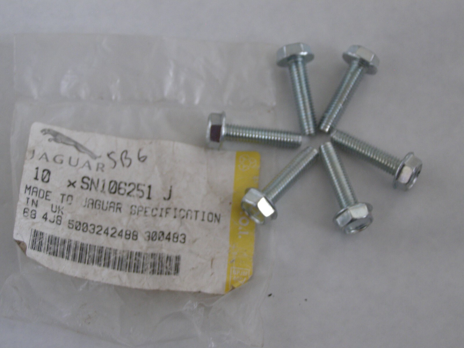 NEW GENUINE JAGUAR V12 CAM COVER BOLTS x 6 XJS XJ12 X300 XJ40 SN106251J