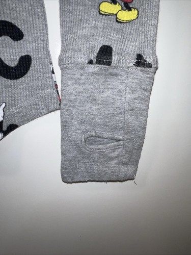 Children’s Size Small Mickey Mouse Sweater With Thumb Holes - Picture 11 of 11