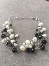 Freshwater Pearls & Black Beads Bracelet 