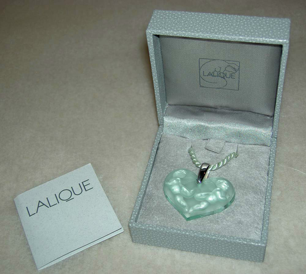 LALIQUE グリーンペンダント Authentic LALIQUE Green Angelots Heart Angel Cherub Crystal