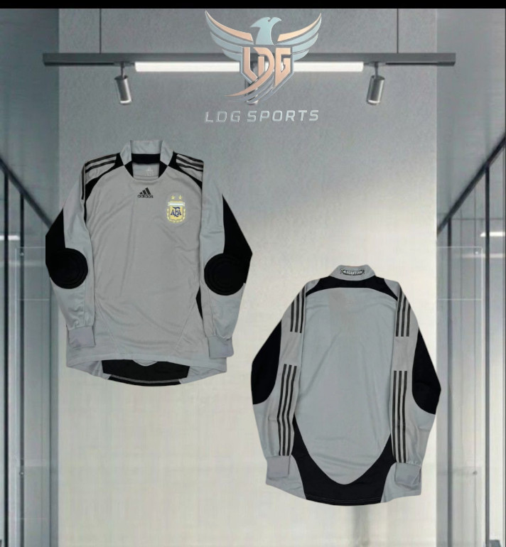Argentina Goalkeeper 2008 Match Worn Formotion Player Issue