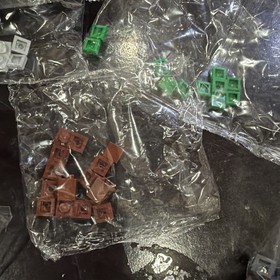 2012 LEGO 21102 Minecraft Micro World w/ Steve & Creeper Incomplete 