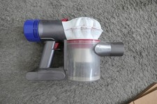 Dyson V7 HEPA Cordless Bagless Handheld Vacuum Cleaner NO ACCESORIES