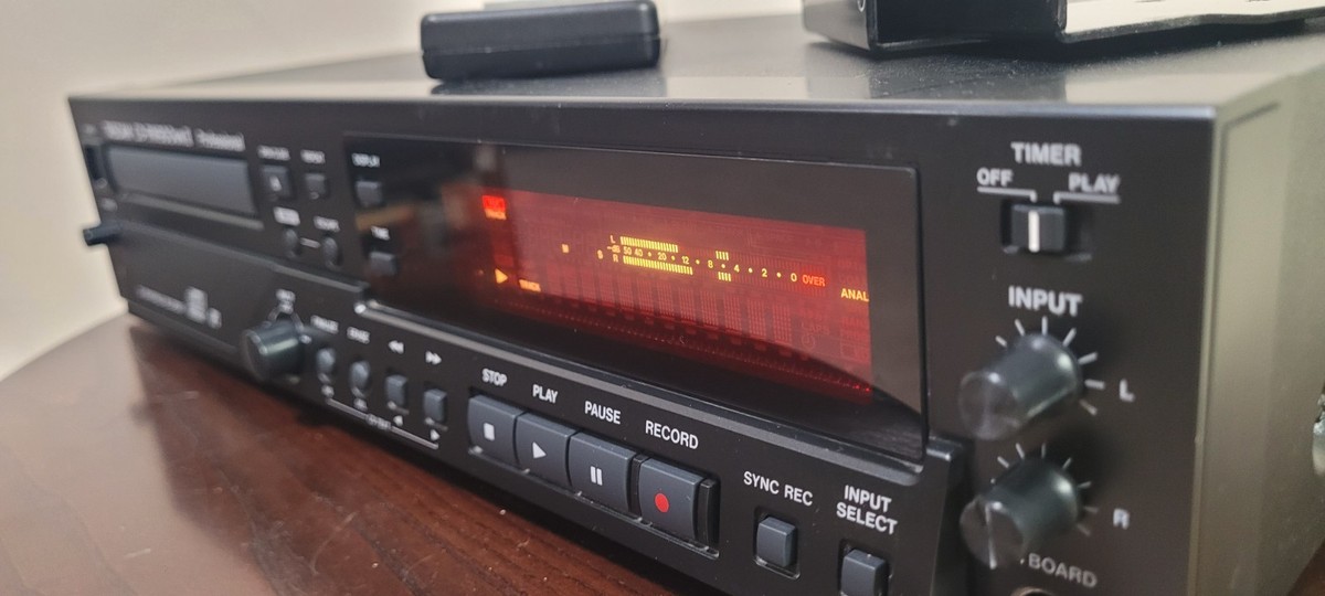 TASCAM CD-RW900 MKII CD Recorder Player Professional w/Remote