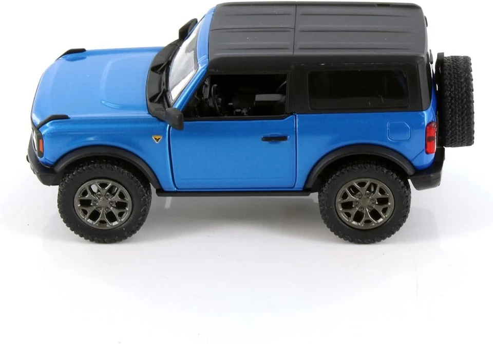 2022 Ford Bronco Hard Top Close Top 1:34 Scale Diecast Model Blue by Kinsmart - Image 4 of 4