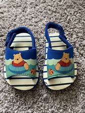 Baby Boy Disney Winnie The Pooh Sandals Size 6 Mo 4.5 inches long Defects On Pic