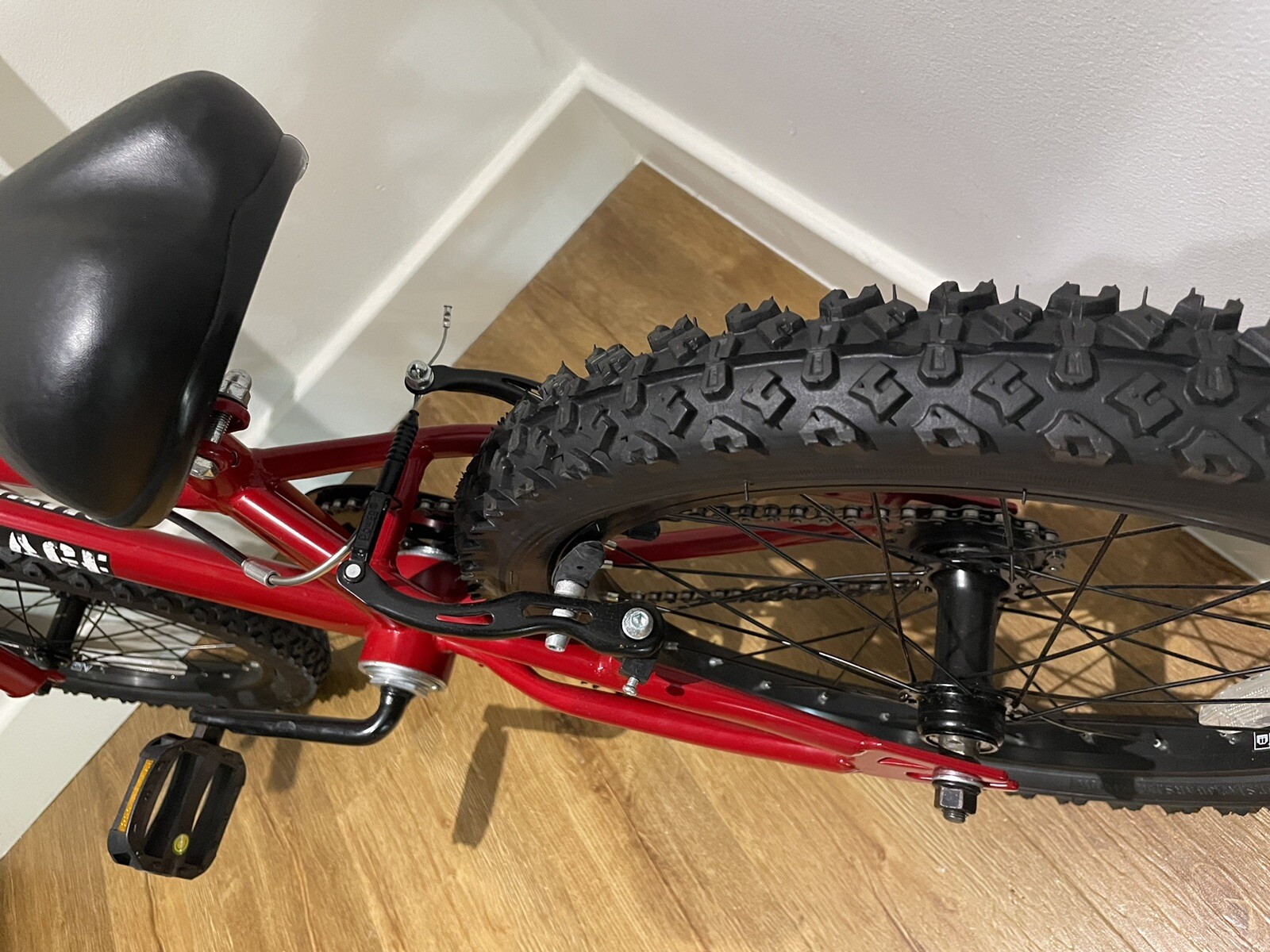 apollo outrage 18 inch bike