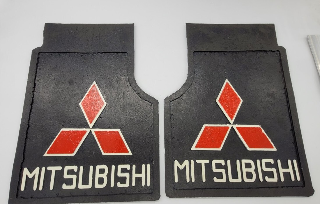 1982-1990 Mitsubishi Pajero Montero Rear Mud Flaps LH/RH 11 x 15