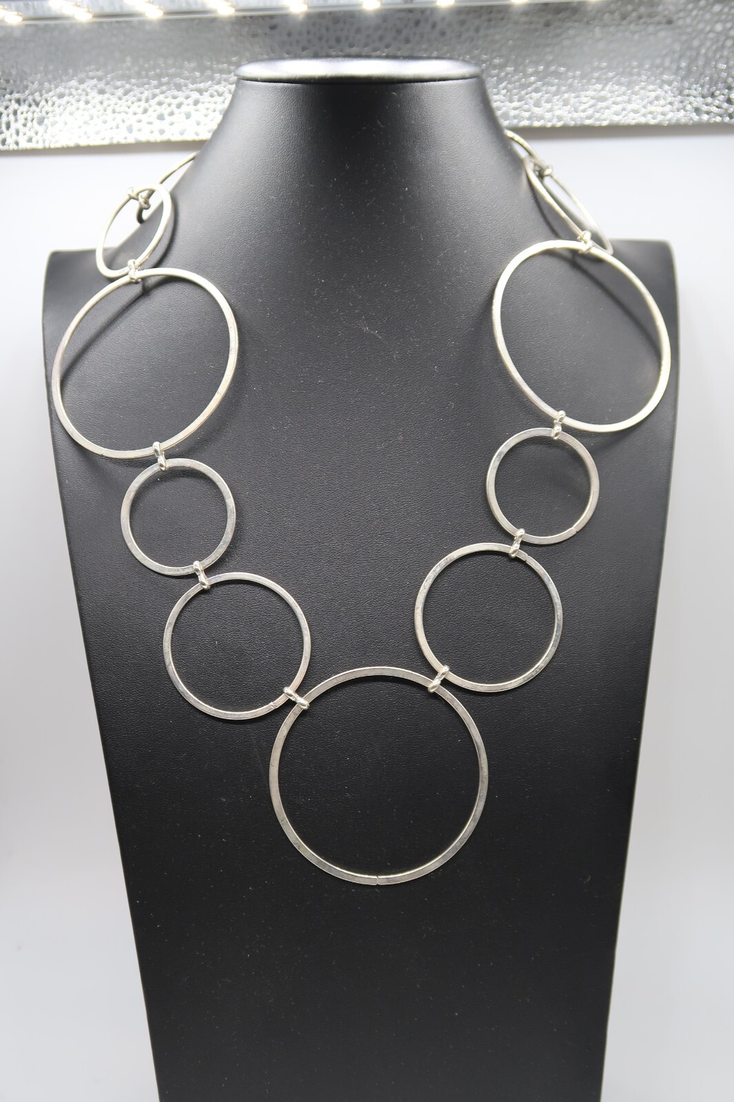 Vtg Circle Link Silver Tone Statement Necklace Co… - image 5