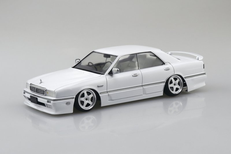 Aoshima 1/24 Scale Model Tuned Car Kit Insurance Nissan Y31 Cima Aoshima 1/24 Scale Model Tuned Car Kit Insurance Nissan Y31 Cima