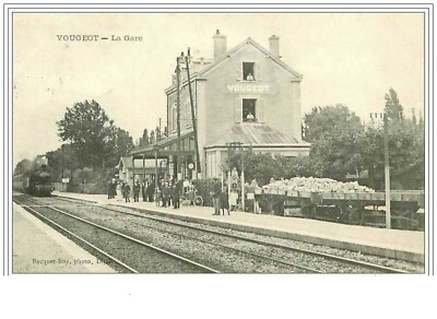 21.VOUGEOT.LA Gare.train