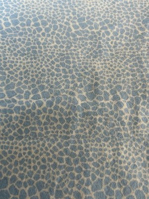 Blue Giraffe Flannel Fabric Nursery Cotton 1 1/3 Y White F70 