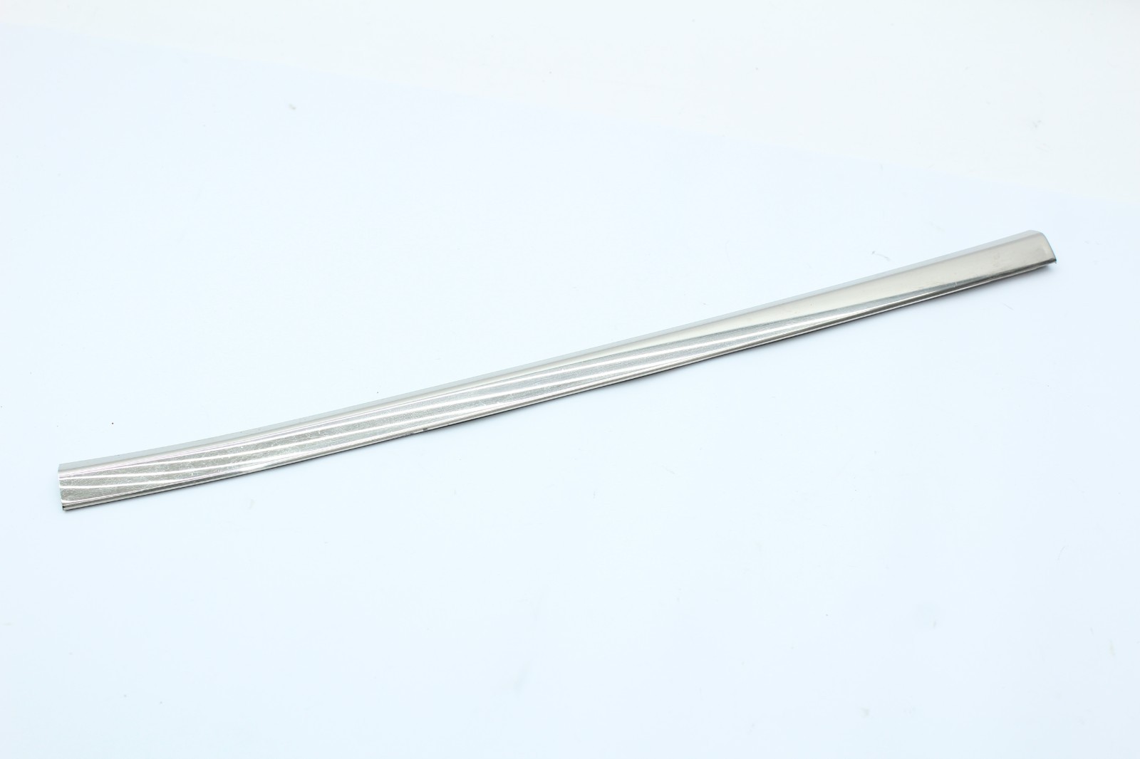 2003-2010 Bentley Continental GT Rear Right Quarter Lower Window Chrome Molding
