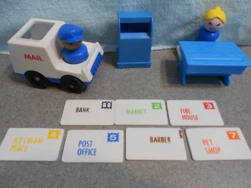 Vtg. Fisher Price Little People Mail Truck, Mail Box, Letters, Main Street 1986
