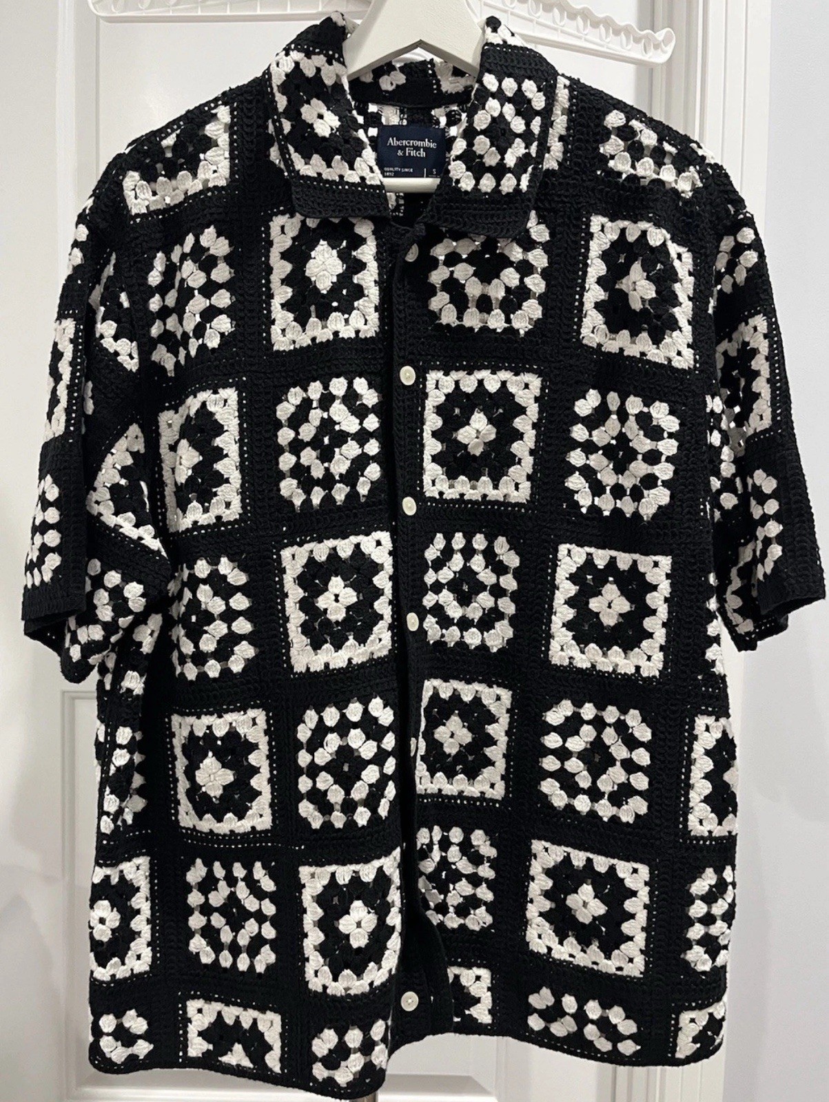 Abercrombie Crochet-Style Pattern Button-Through … - image 1