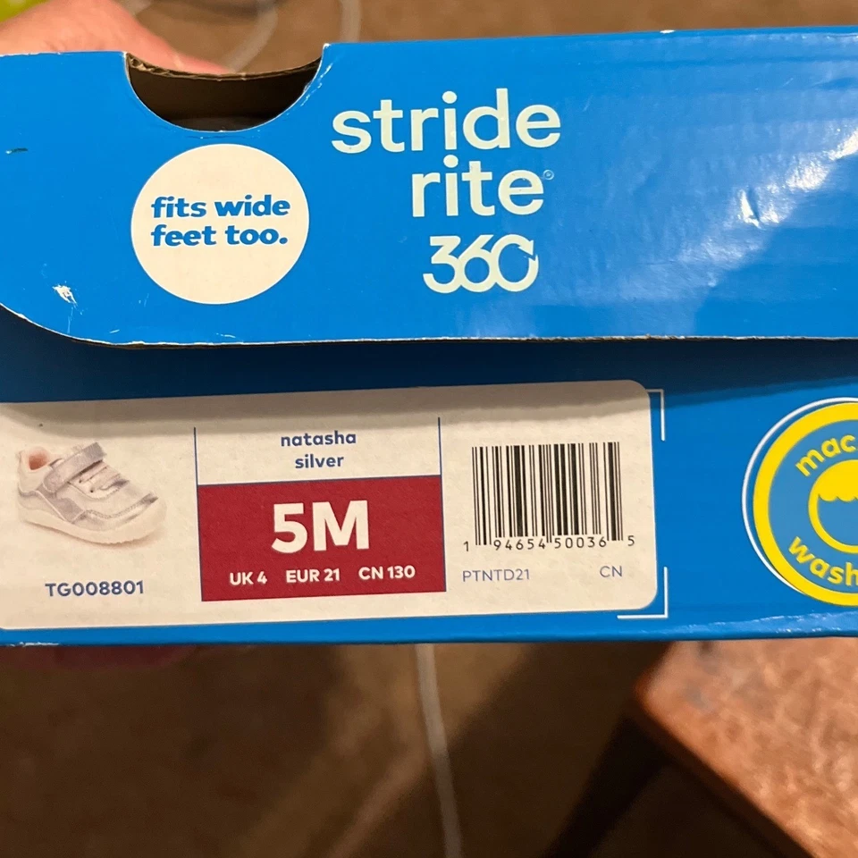 Zapatos Stride Rite 360 Natasha plateados holográficos para niños talla 5M nuevos con caja Foto 2 de 4