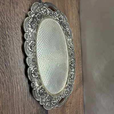 Vintage Tablett Metall floral oval Serviertablett Deko Sammler Retro gebraucht - Bild 1 von 4