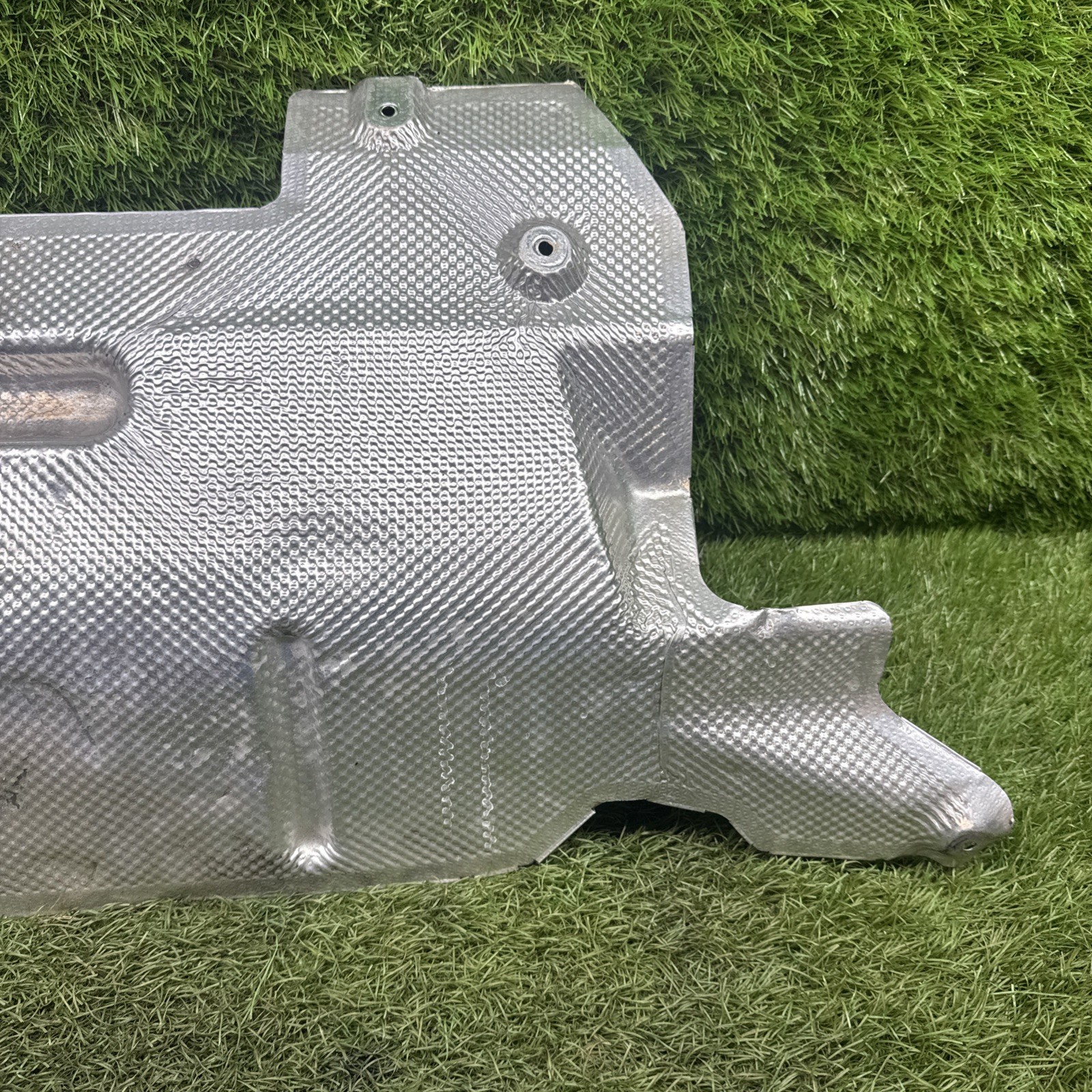 LAMBORGHINI HURACAN EVO STO OEM VITAL HEAT SHIELD EXHAUST 4T0825613