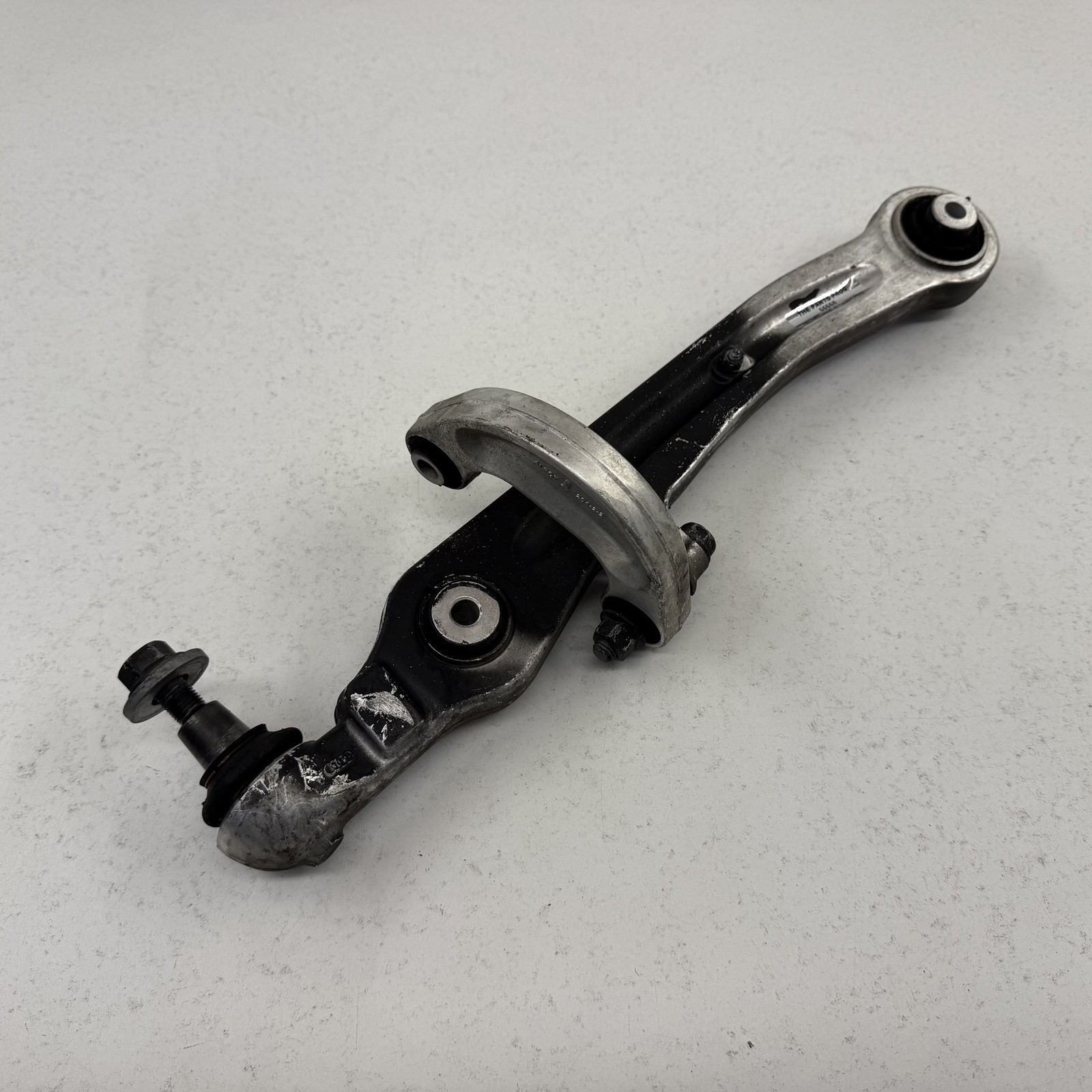 Bentley Flying Spur 2014-2018 Front Right Control arms Set