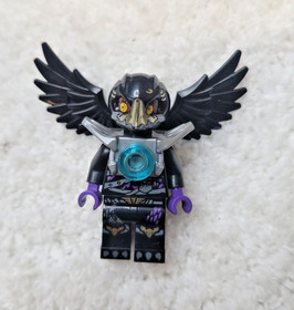LEGO Legends of Chima 70000 Razcal&rsquo;s Glider Complete Retired set.
