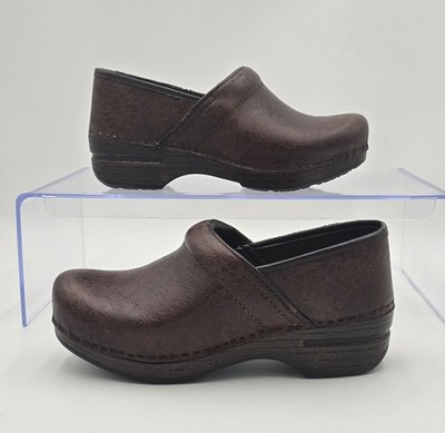 Dansko XP Non-Slip Brown Clogs Medical Field/Casual Womens Size 36 US Size 5.5-6