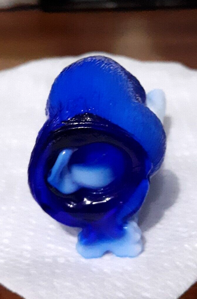 MOSSER GLASS COLLECTIBLE CAT COBALT BLUE & WHITE MILK SLAG