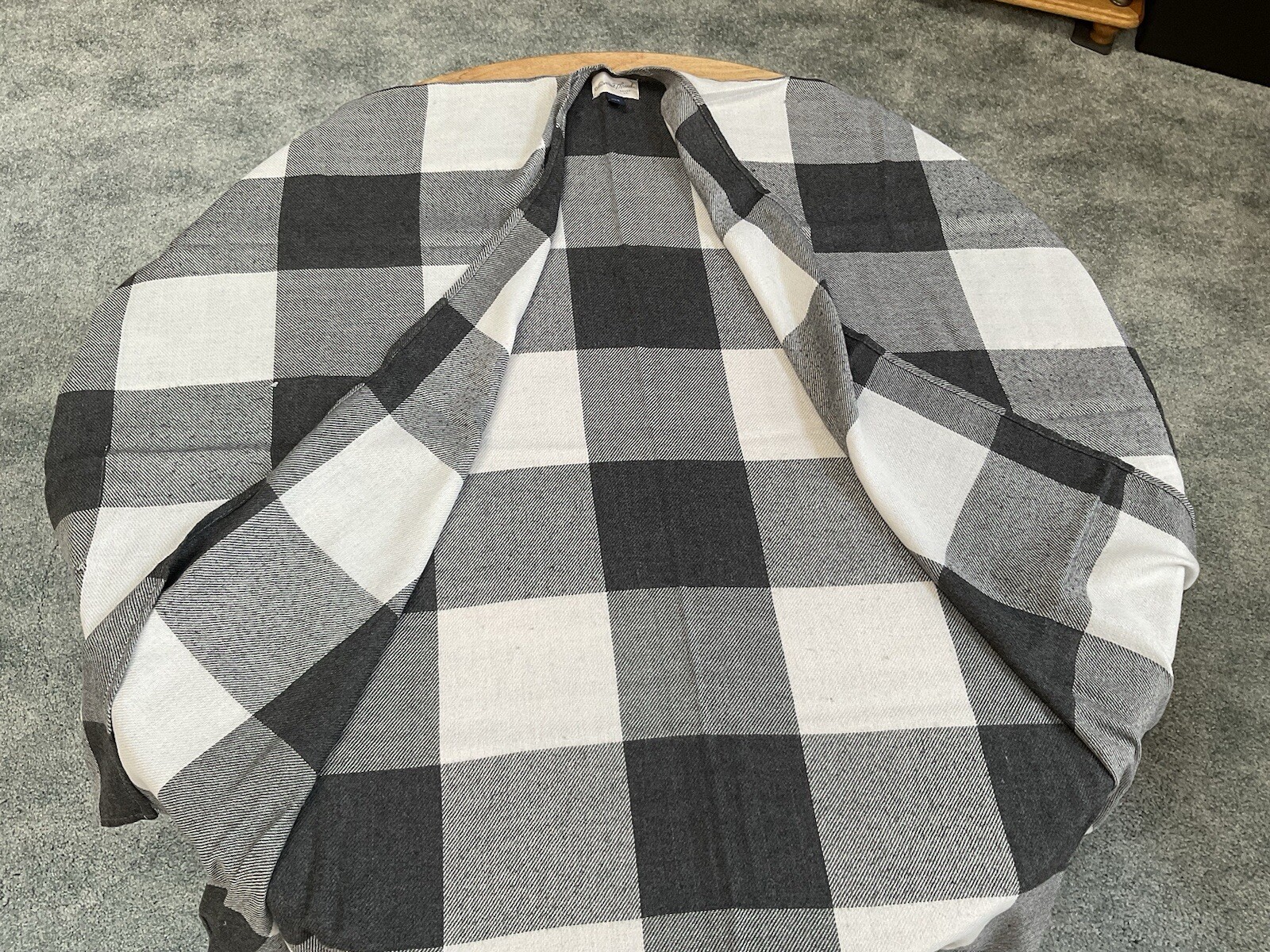 Universal Thread Gray Buffalo Plaid Open Poncho/S… - image 5