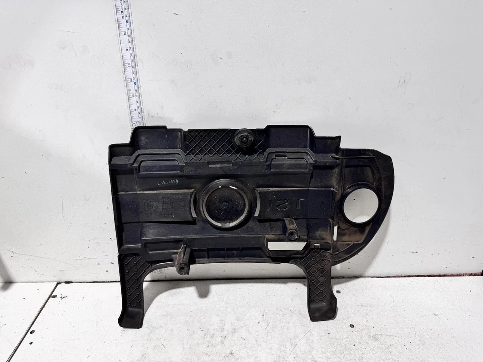 Volkswagen Golf Engine Cover A6 10/2008-01/2016 - image 2 of 4