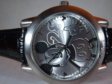 Disney Parks Mens Vintage Mickey Mouse Watch Limited Release -1928-VVHTF-New